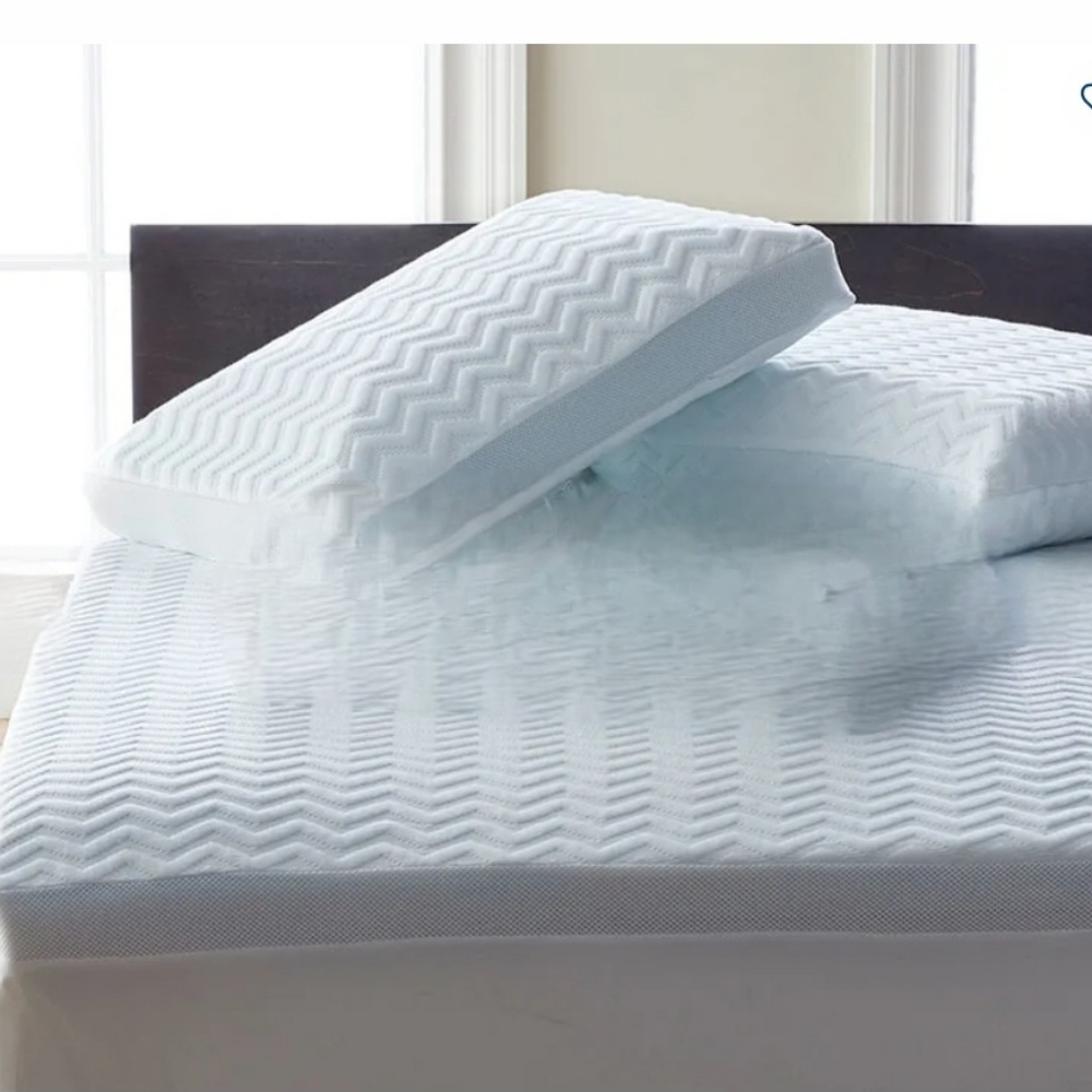 The Company Store Company Essentials Serene Foam Hypoallergenic Side Sleeper NEW
